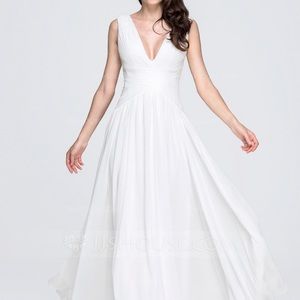 🌸 Gorgeous 🌸 A-Line V-neck Chiffon Sz 6